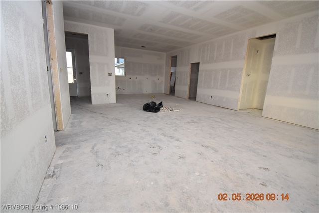 2042 Prairie Fire Drive, Sallisaw, OK 74955