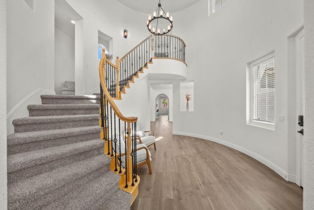 6517 Vilamoura Way, Elk Grove, CA 95757
