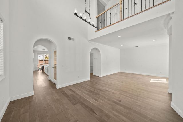 6517 Vilamoura Way, Elk Grove, CA 95757