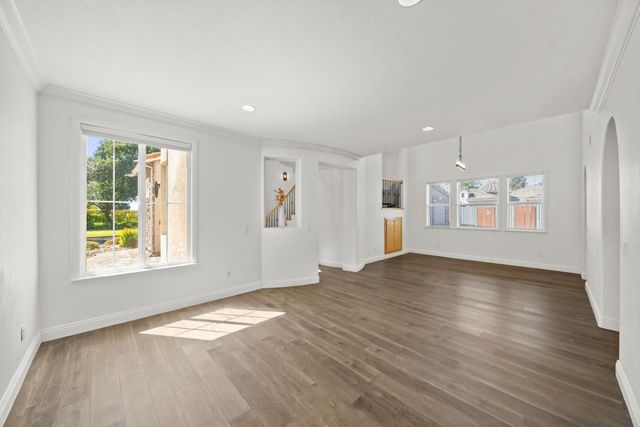 6517 Vilamoura Way, Elk Grove, CA 95757