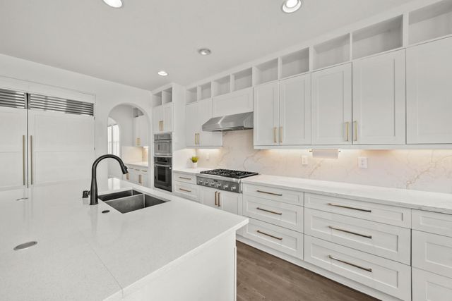 6517 Vilamoura Way, Elk Grove, CA 95757