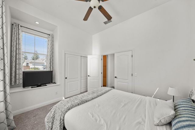 6517 Vilamoura Way, Elk Grove, CA 95757