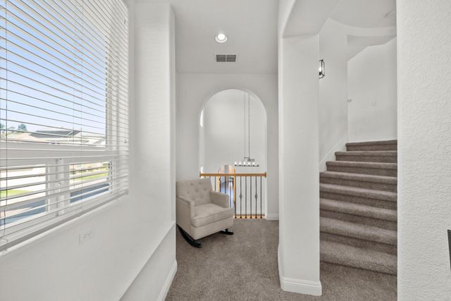 6517 Vilamoura Way, Elk Grove, CA 95757