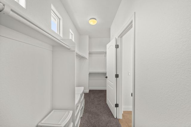 6517 Vilamoura Way, Elk Grove, CA 95757