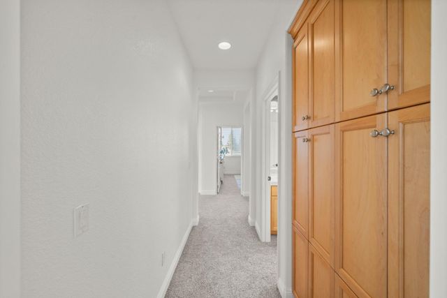 6517 Vilamoura Way, Elk Grove, CA 95757