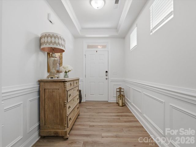 6024 Hampstead Pond Lane, Matthews, NC 28105
