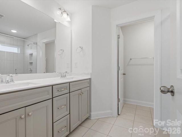 6024 Hampstead Pond Lane, Matthews, NC 28105