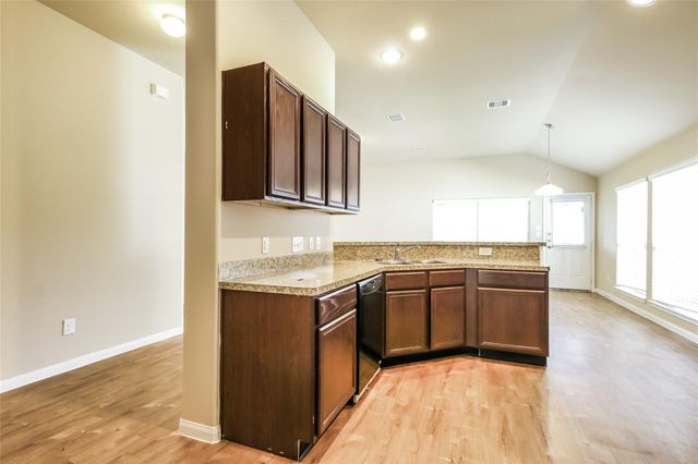 11922 Brightwood Road, Montgomery, TX 77356