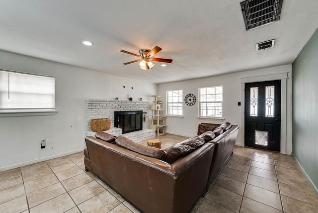 3403 Brentwood Dr, Odessa, TX 79762