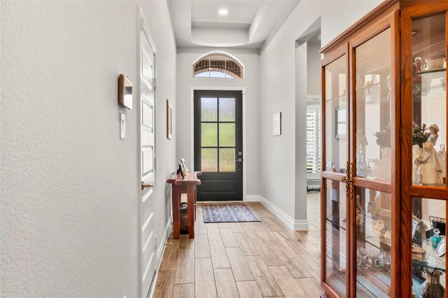 242 Crest Sights Drive, Montgomery, TX 77316