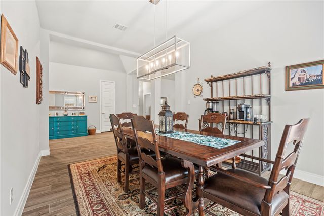 242 Crest Sights Drive, Montgomery, TX 77316