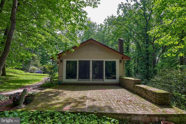 419 LANCASTER AVE, Mount Gretna, PA 17064