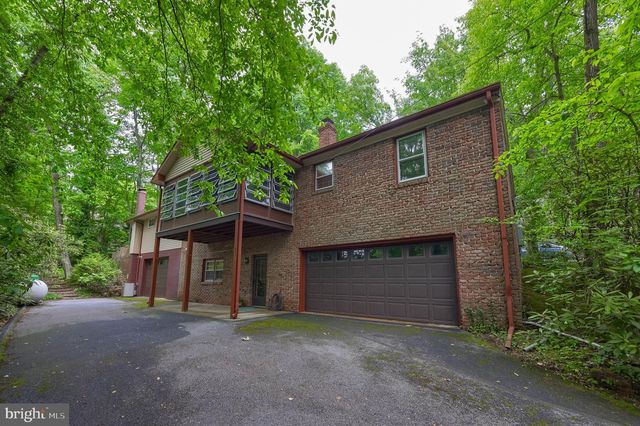 419 LANCASTER AVE, Mount Gretna, PA 17064