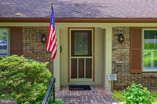 419 LANCASTER AVE, Mount Gretna, PA 17064