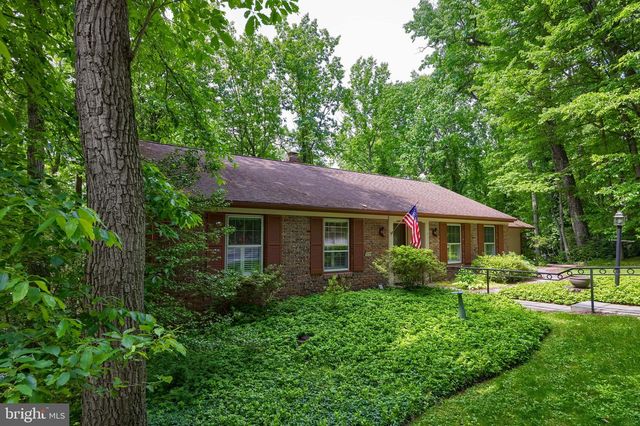 419 LANCASTER AVE, Mount Gretna, PA 17064