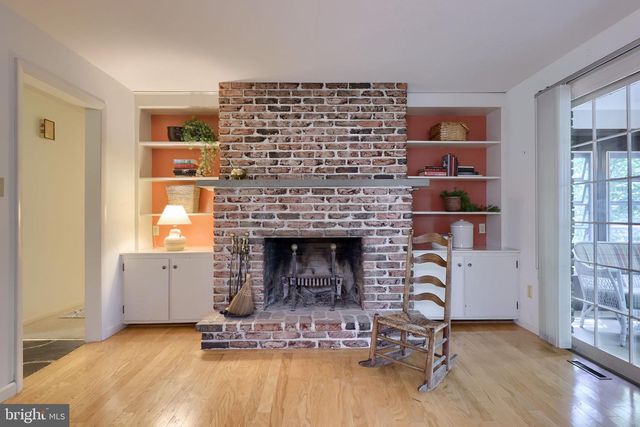 419 LANCASTER AVE, Mount Gretna, PA 17064