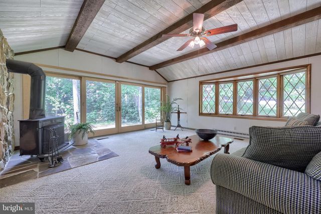 419 LANCASTER AVE, Mount Gretna, PA 17064
