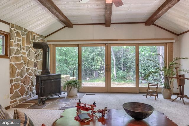 419 LANCASTER AVE, Mount Gretna, PA 17064