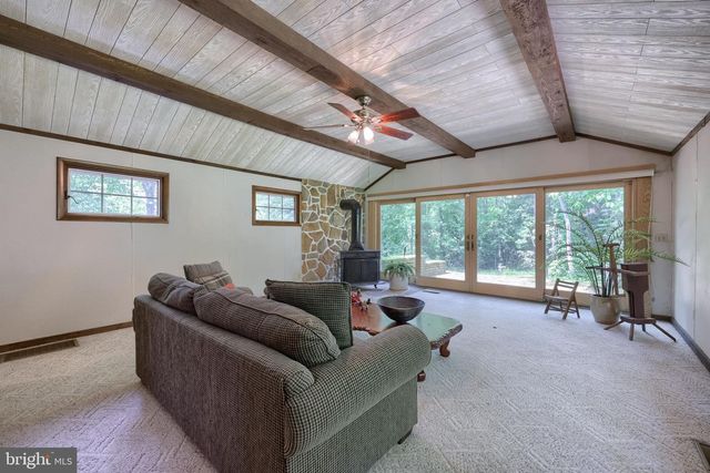 419 LANCASTER AVE, Mount Gretna, PA 17064