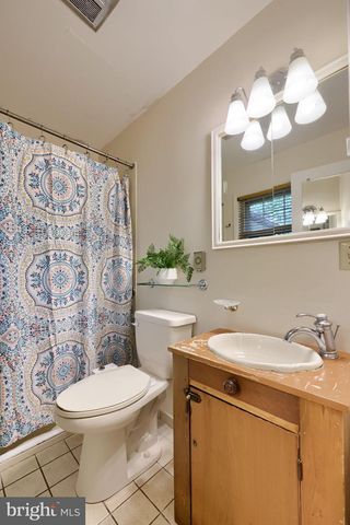 419 LANCASTER AVE, Mount Gretna, PA 17064