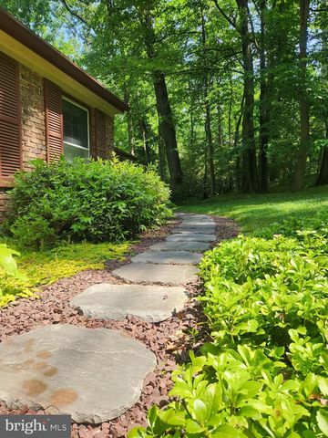 419 LANCASTER AVE, Mount Gretna, PA 17064