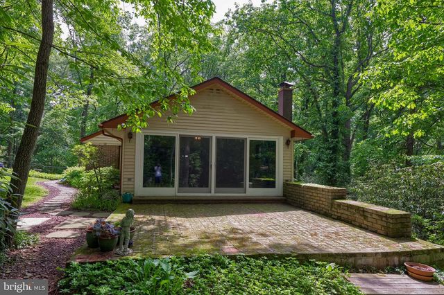 419 LANCASTER AVE, Mount Gretna, PA 17064