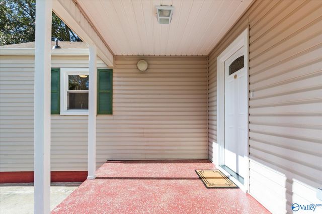 3929 SW Cypress Avenue, Huntsville, AL 35805