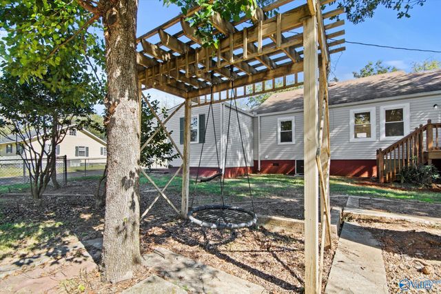 3929 SW Cypress Avenue, Huntsville, AL 35805