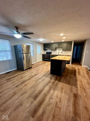 5847 Lakeland Drive, Indianapolis, IN 46220