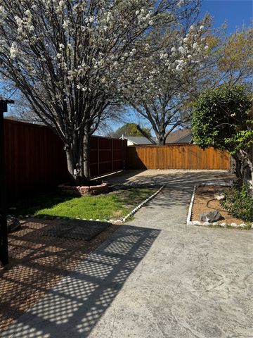 2132 Wheaton Drive, Richardson, TX 75081