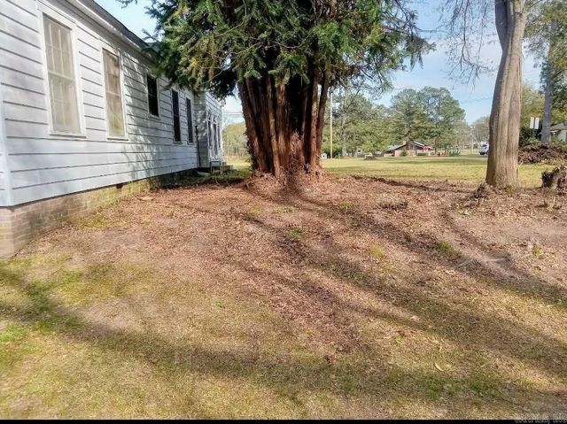 309 Dogwood Street, Waldo, AR 71770