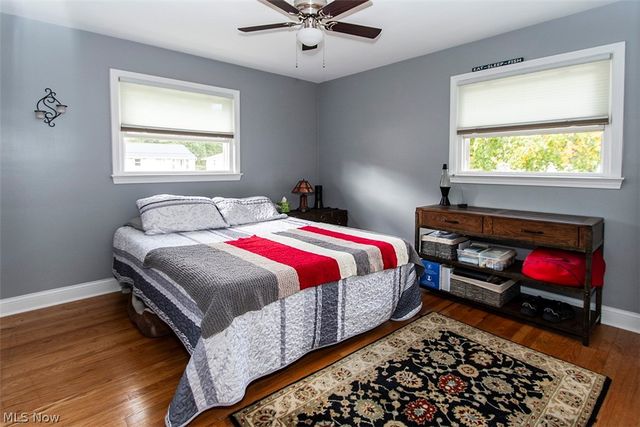 22276 Sandy Lane, Fairview Park, OH 44126
