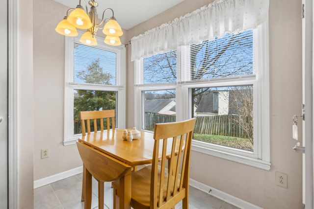 996 Wedgewood Road, Lexington, KY 40514