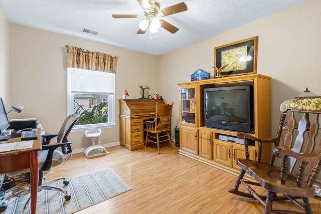 996 Wedgewood Road, Lexington, KY 40514