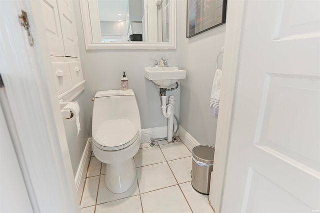 1003 Riverside Drive, South Bend, IN 46616