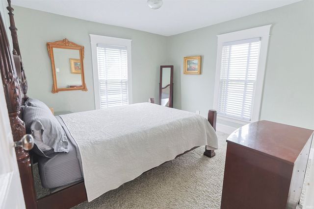 1003 Riverside Drive, South Bend, IN 46616