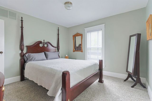 1003 Riverside Drive, South Bend, IN 46616