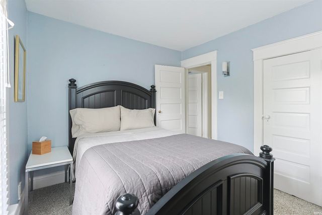1003 Riverside Drive, South Bend, IN 46616