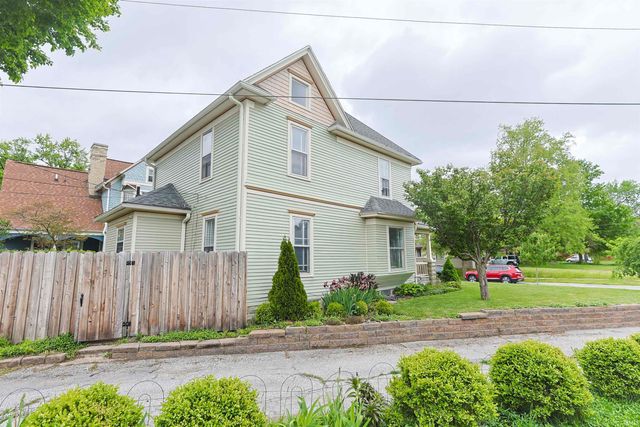 1003 Riverside Drive, South Bend, IN 46616