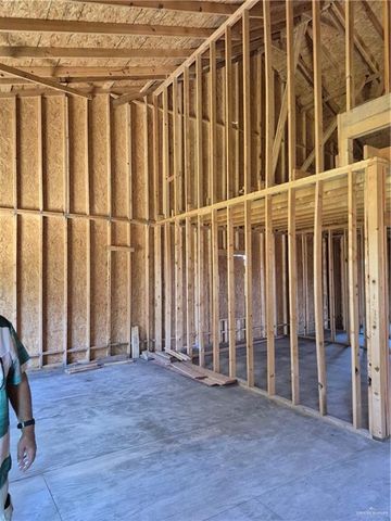 8618 N Gwin Road, Edinburg, TX 78542