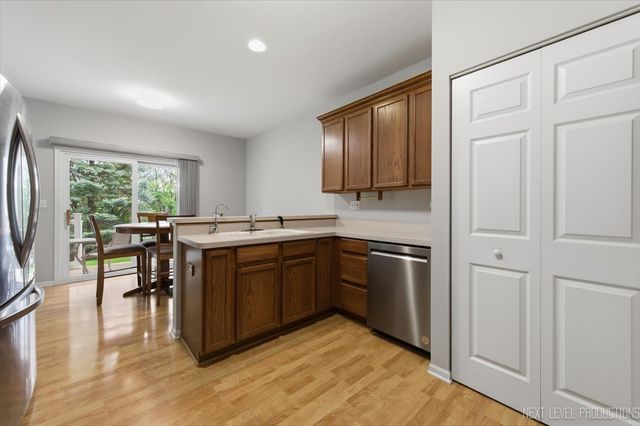357 Ridge Road, North Aurora, IL 60542
