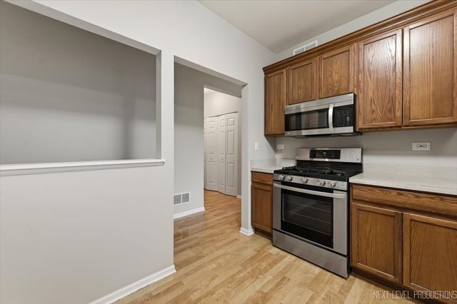 357 Ridge Road, North Aurora, IL 60542
