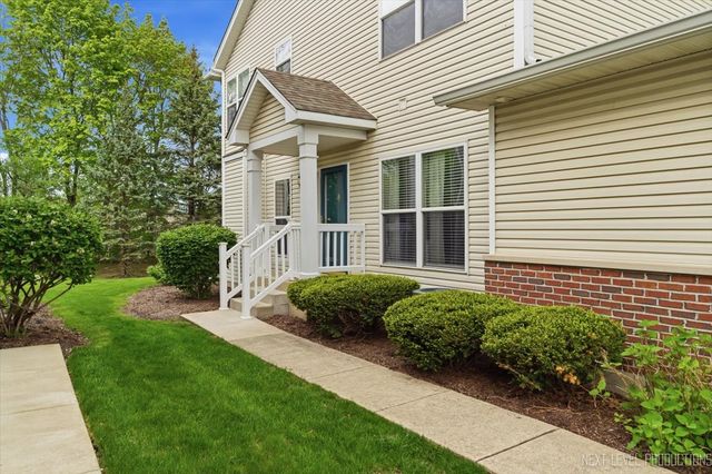 357 Ridge Road, North Aurora, IL 60542