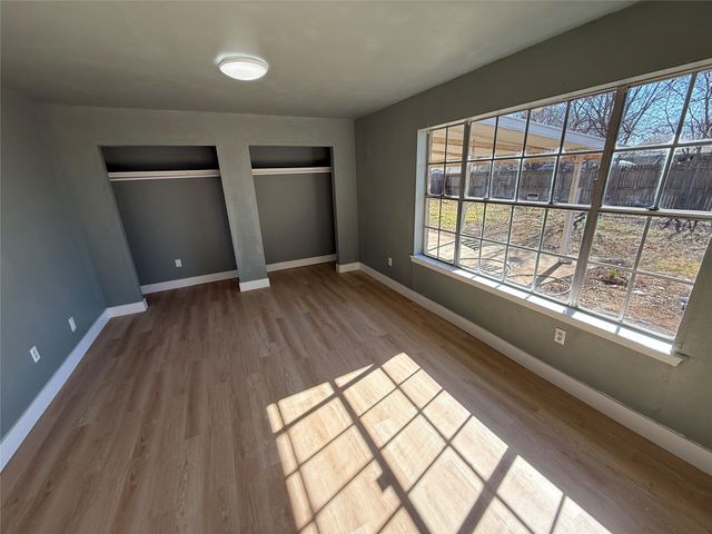 5700 Cherilee Lane, Haltom City, TX 76148