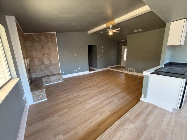 5700 Cherilee Lane, Haltom City, TX 76148