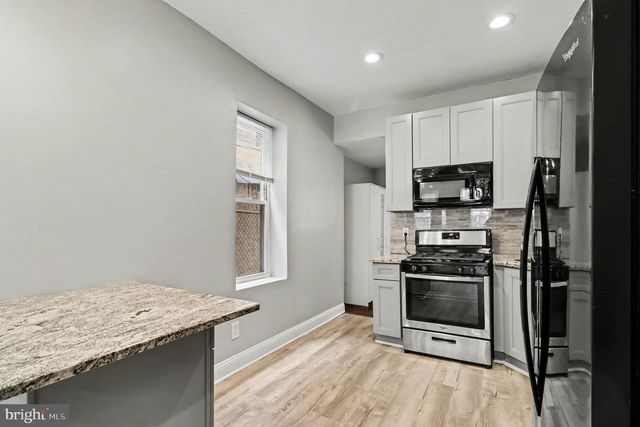 2238 OAKFORD ST, Philadelphia, PA 19146