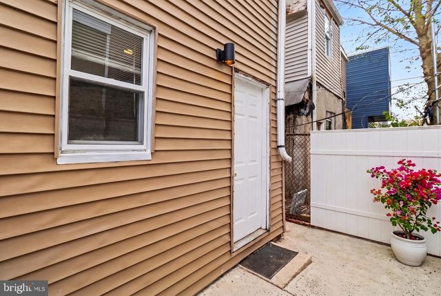 2238 OAKFORD ST, Philadelphia, PA 19146