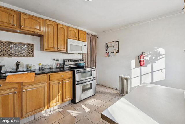 648 ASTOR ST, Norristown, PA 19401