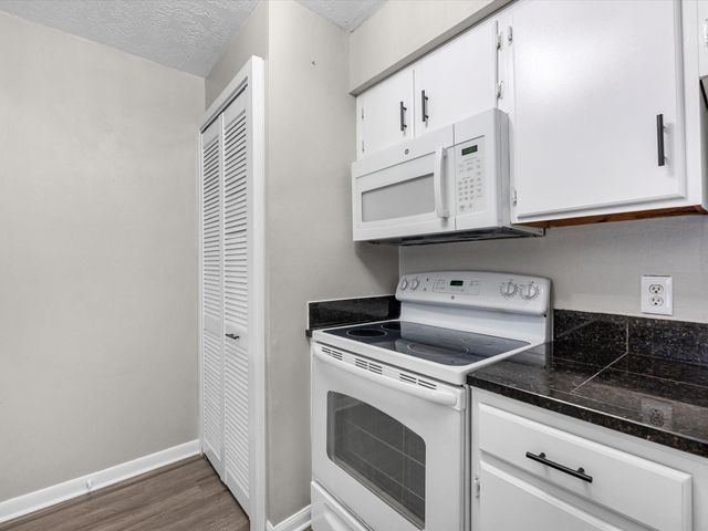 801 River Road 114F, Montgomery, TX 77356