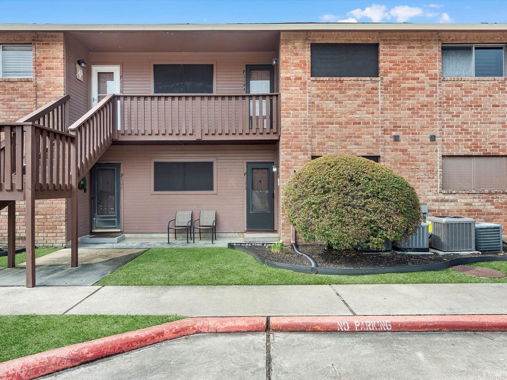 801 River Road 114F, Montgomery, TX 77356